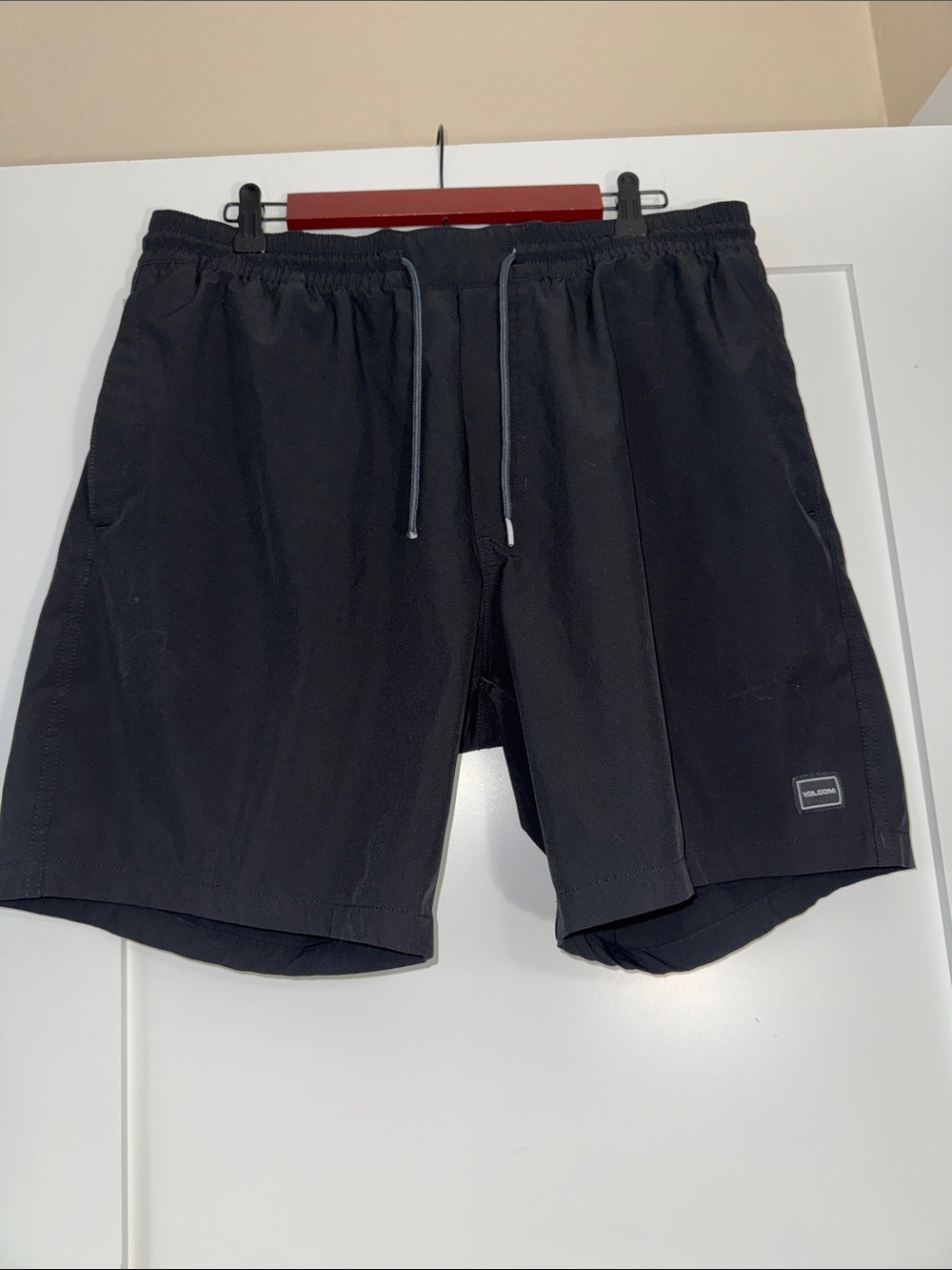 Volcom Black Men's Drawstring Hybrid Shorts Sz XL